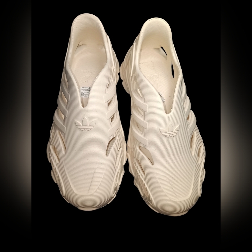 Adidas Cream Mules with Modern Cutout Design - Picture 3 of 8